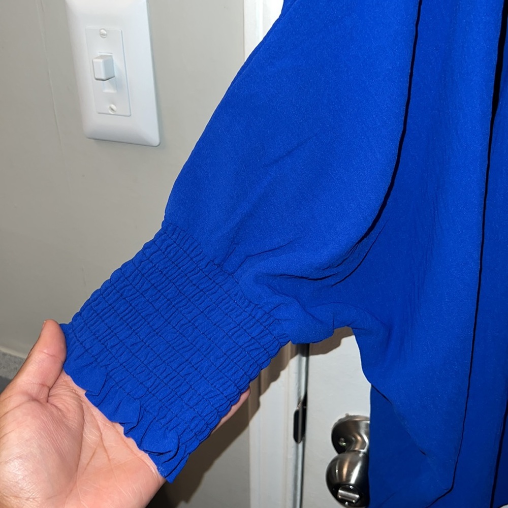 Blue flow blouse - Picture 2 of 2